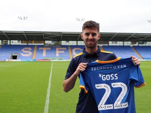Supporting image for story: Shrewsbury Town snap up ex-Manchester United man Sean Goss