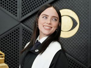 Supporting image for story: Billie Eilish says ‘no one is illegal on stolen land’ after song of the year win