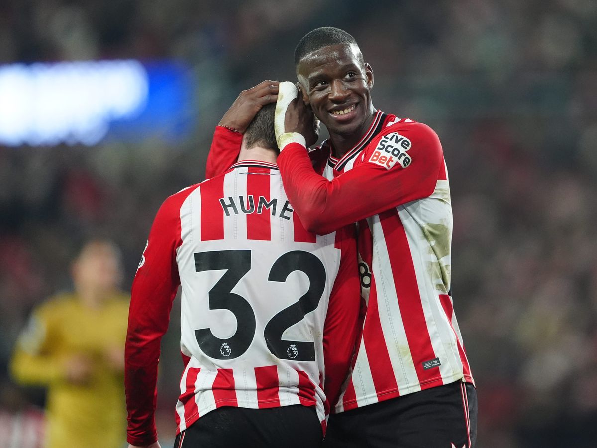 Turbulent week for Crystal Palace ends in defeat at Sunderland