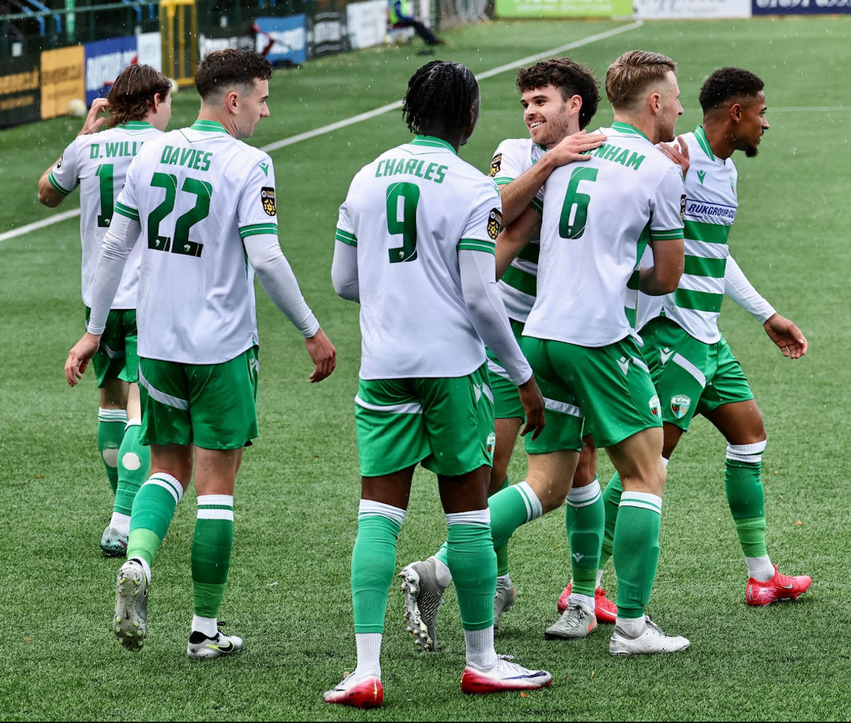 In-form Saints hit the Town as they extend lead