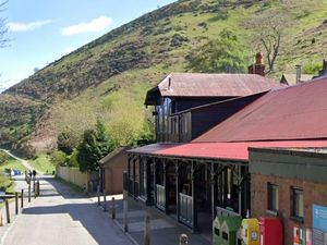 Supporting image for story: Firefighters called to Shropshire beauty spot to help injured person back down hill