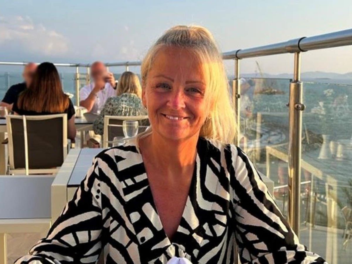 Murder accused ‘dumped victim’s phone to put police off trail’, court told