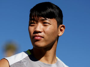 Supporting image for story: Exclusive: Gary O'Neil has say on future of Wolves attacker Hwang Hee-chan