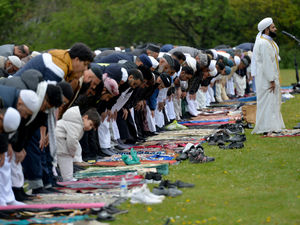 Supporting image for story: Eid in Walsall: Thousands gather to give outdoor prayers for end of holy month
