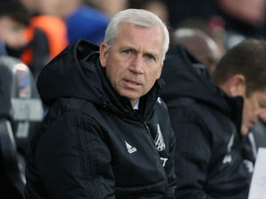 Supporting image for story: Alan Pardew looking to recall West Brom loanees
