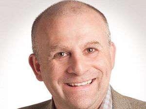 Supporting image for story: MEPs lay into Primie Minister Theresa May over Brexit plan