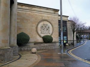 Supporting image for story: Jury considers verdict in trial of man accused of plot to kill lawyer