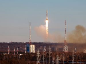 Supporting image for story: Russian rocket launches Iranian satellites into orbit