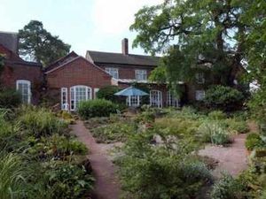 Supporting image for story: Shropshire hotel gets highest possible AA rating