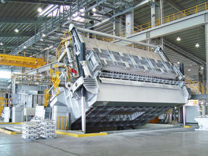 Supporting image for story: West Midlands exporters secure £28.7 million in overseas sales thanks to UK government financing