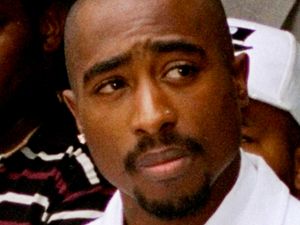 Supporting image for story: Man charged in Tupac Shakur killing files motion to dismiss the case