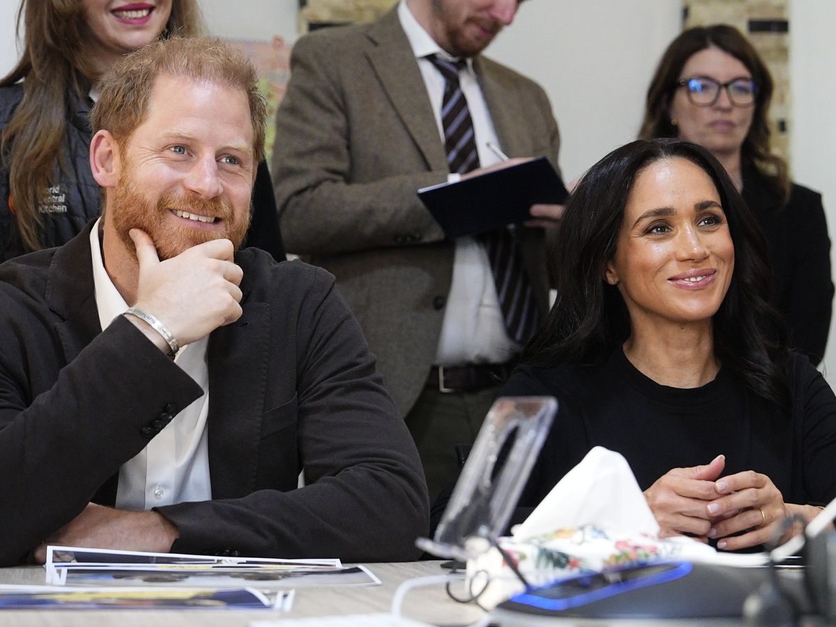 Sussexes visit World Central Kitchen in Jordan to hear of Gaza aid logistics