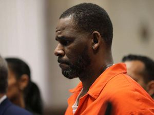 Supporting image for story: R Kelly may be ordered to pay over £276,000 for treatment for one of his victims