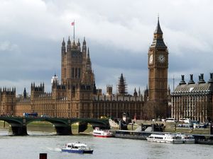 Supporting image for story: Kicking restoration of Parliament down the road risks disaster, authorities told