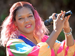 Supporting image for story: Singer and cancer survivor gets creative to help charity