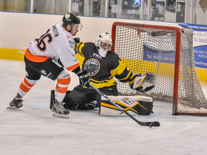 Supporting image for story: Important Telford Tigers victory in play-off chase