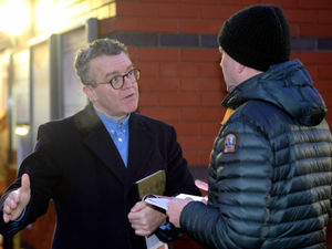 Supporting image for story: Tom Watson: Williamson probe should take 'weeks not months'