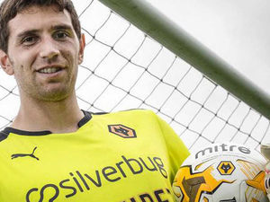 Supporting image for story: Emiliano Martinez targets Wolves promotion