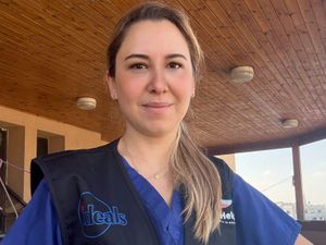 Supporting image for story: UK surgeon treating patients in Gaza warzone says population ‘at its last limit’