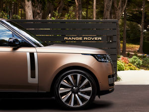Supporting image for story: Record revenue delivered by JLR