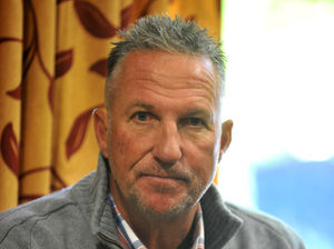 Supporting image for story: England cricket legend Ian 'Beefy' Botham to bowl over audience at Oswestry event