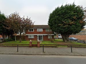 Supporting image for story: Two new houses to be squeezed onto busy Willenhall street