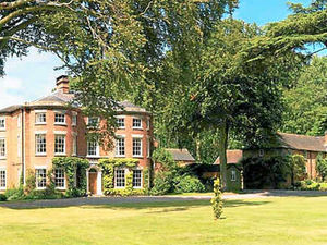 Supporting image for story: Gracious Grade II Georgian home up for sale