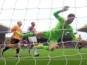 Supporting image for story: Analysis: Nightmare derby defeat turns up the heat on Aston Villa