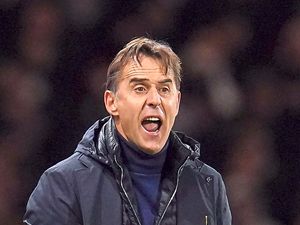 Supporting image for story: Wolves need to show more in relegation fight says Julen Lopetegui