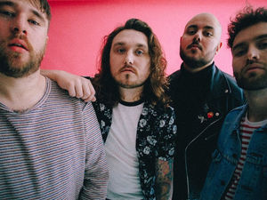 Supporting image for story: Mallory Knox to play Birmingham gig despite departure of vocalist Mikey Chapman