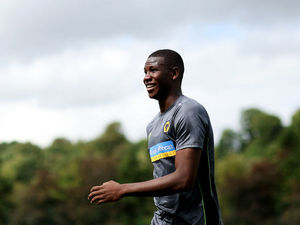 Supporting image for story: Championship clubs chasing signature of Wolves defender