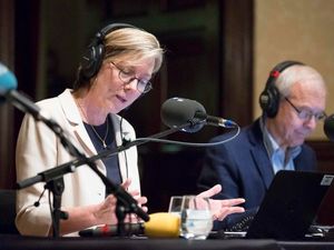 Supporting image for story: BBC to keep FM radio rather than switching entirely to digital