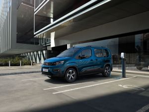 Supporting image for story: Peugeot continues electric vehicle push with new e-Rifter