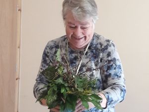 Supporting image for story: Cancer support group to make flower arrangements in memory of Mary