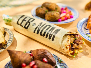  Leb+Nöm offers delicious wraps, salads and grills