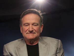 Supporting image for story: Mrs Doubtfire director ‘in talks’ over Robin Williams documentary
