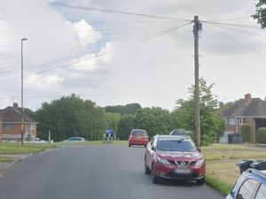 Supporting image for story: Man shot in broad daylight in residential street which is police have cordoned off