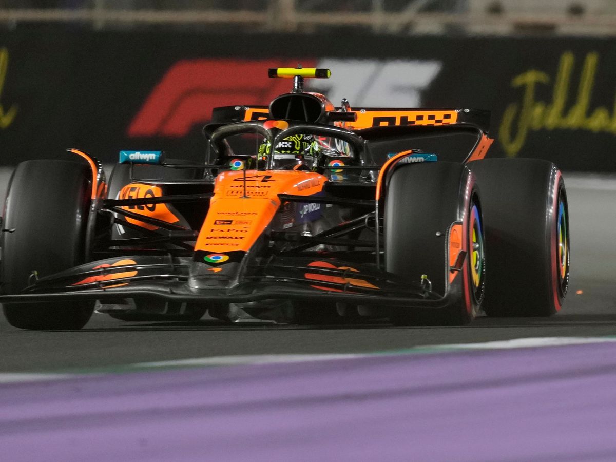 Lando Norris crashes in qualifying as Max Verstappen takes Saudi Arabian pole