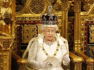 Supporting image for story: Constitutional problems faced by Queen during reign