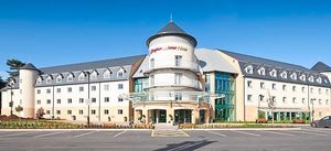 A friendly welcome – Drayton Manor Hotel is opposite the entrance to the theme park 