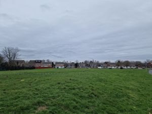 Supporting image for story: Kingswinford disorder: LIVE updates as police cordon in place in Kingswinford after 'shots fired' in Dudley