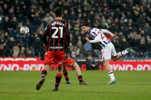 EDITORIAL USE ONLY. No use with unauthorized audio, video, data, fixture lists, club/league logos or 'live' services. Online in-match use limited to 120 images, no video emulation. No use in betting, games or single club/league/player publications