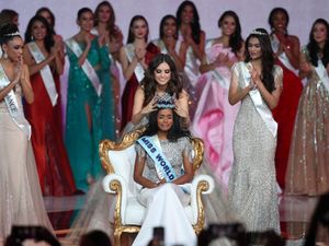 Supporting image for story: England’s Miss World contestant ‘wants to go to space’