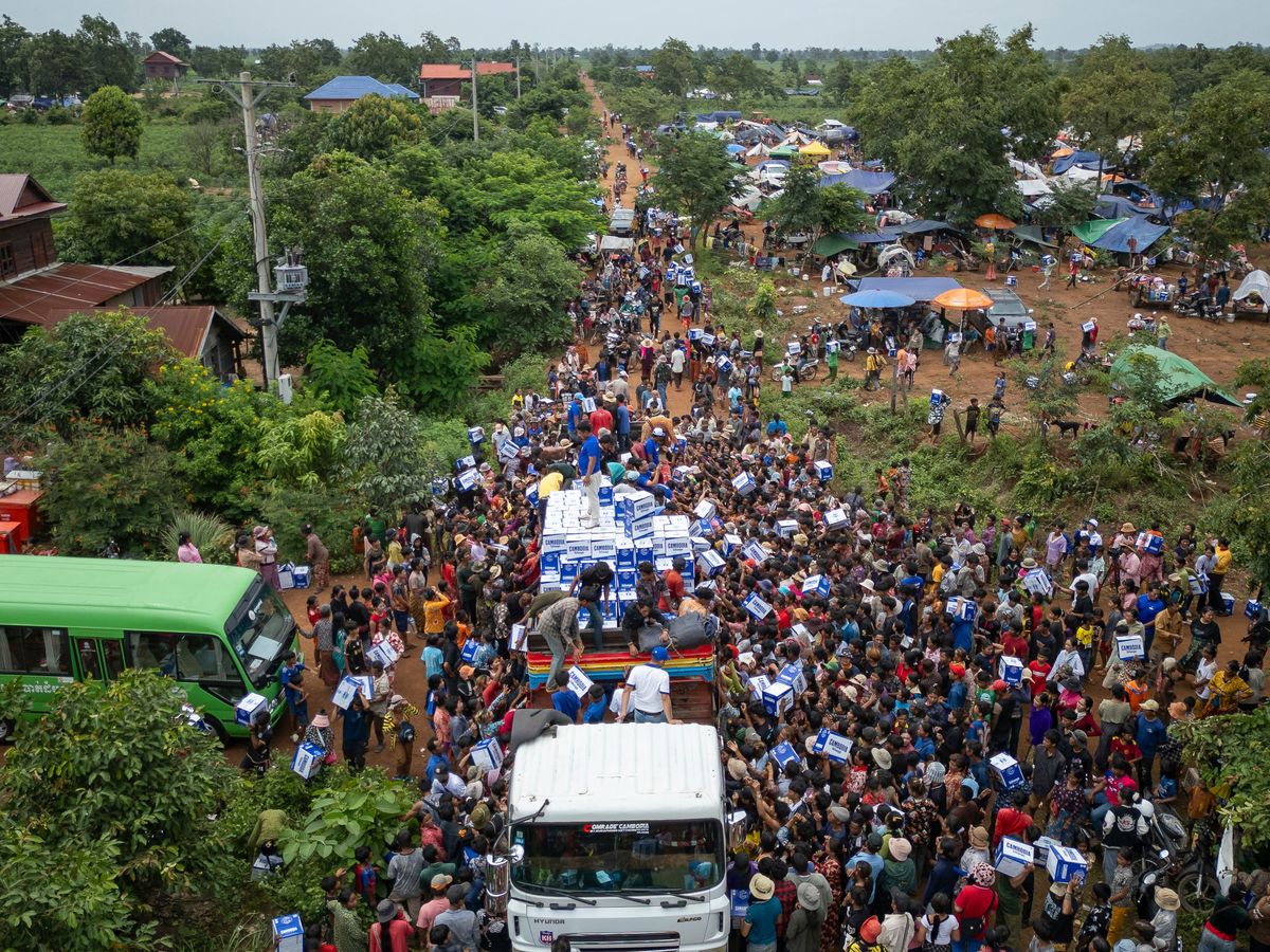 Thailand and Cambodia trade accusations as deadly border clashes enter third day
