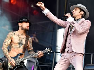 Supporting image for story: Jane’s Addiction cancels tour in wake of onstage fracas