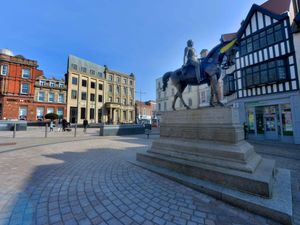 Supporting image for story: Wolverhampton ranked in bottom third for healthiest high streets