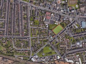 Supporting image for story: Woman dies as car crashes after fleeing police in Birmingham