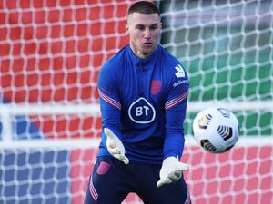 Supporting image for story: Sam Johnstone: Tough keeping England call-up a secret 