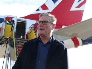 Supporting image for story: Starmer: No ‘golden ticket’ to UK as refugees will have to earn right to stay