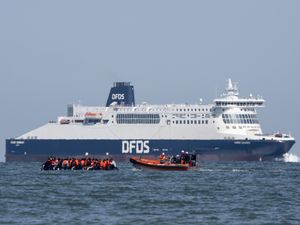 Supporting image for story: Home Secretary hails work with French to stop small boat crossings